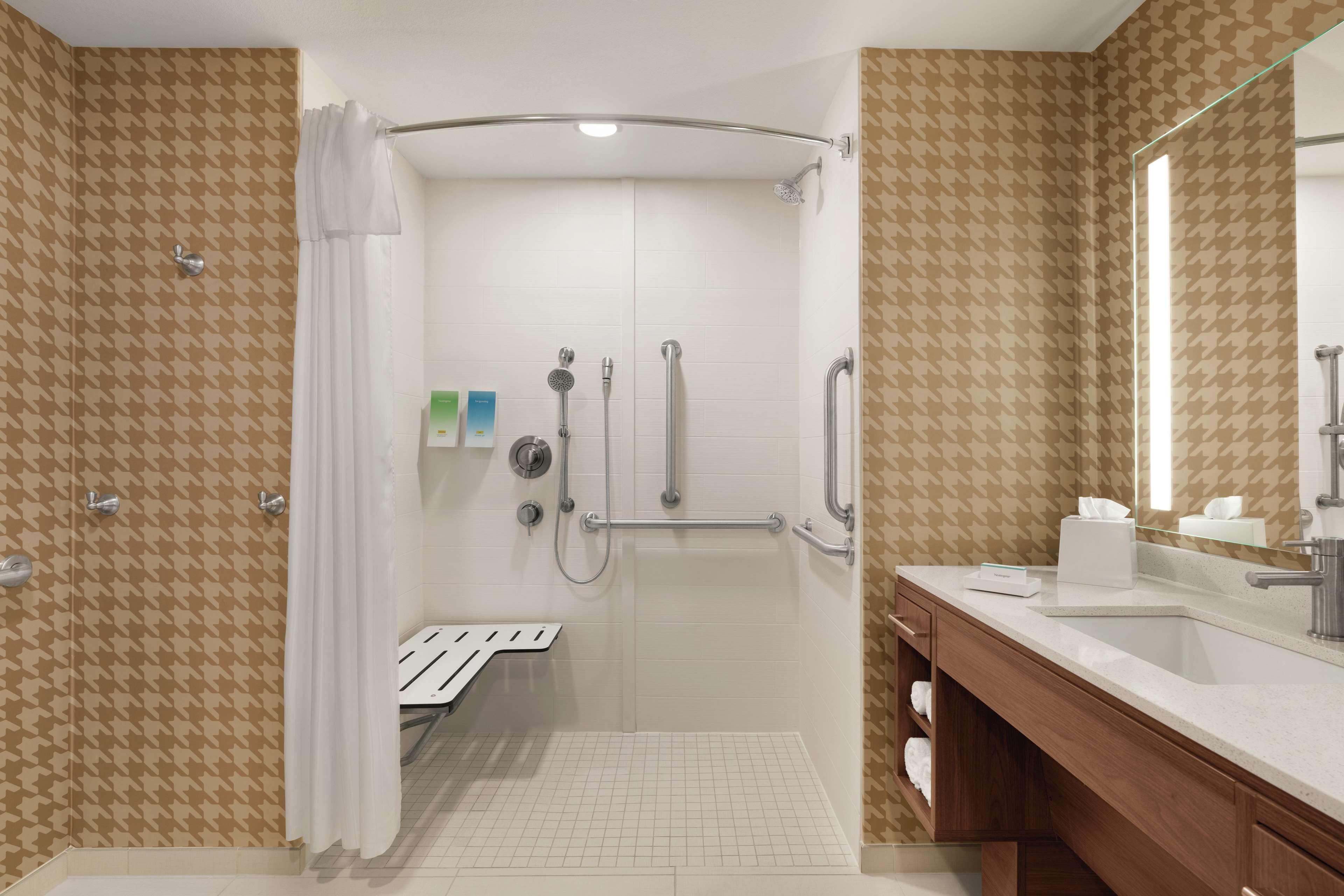 Home2 Suites By Hilton Lancaster Rohrerstown Exterior foto